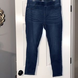 Jeggings pull on  pants